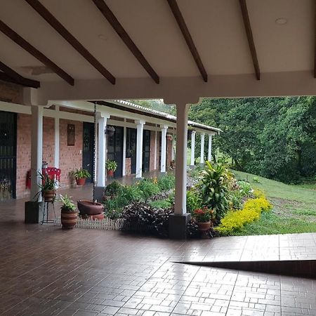 Parcela Villa Cristal Popayan Exterior foto