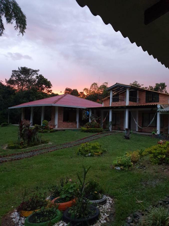 Parcela Villa Cristal Popayan Exterior foto
